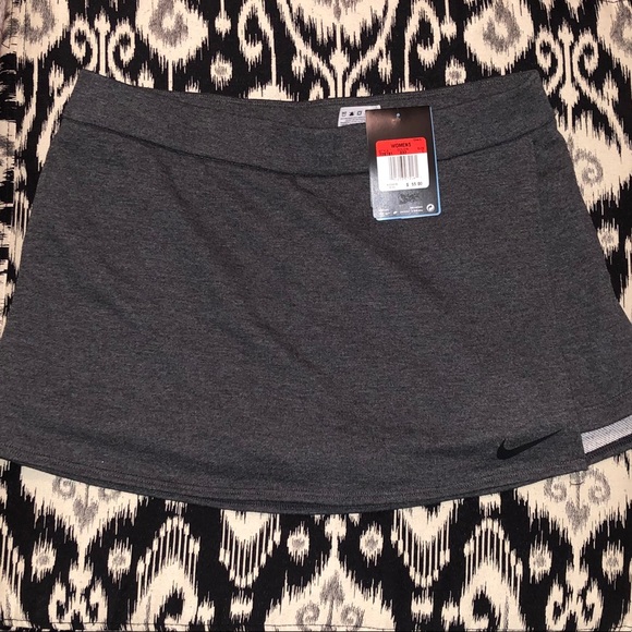 Nike Skort NWT - Picture 2 of 4